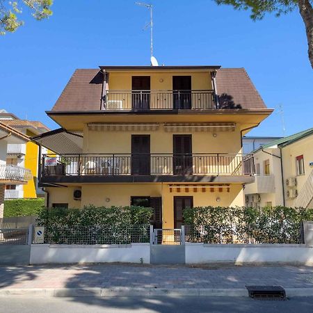 Apartments In Lignano Sabbiadoro 39726 Exterior photo